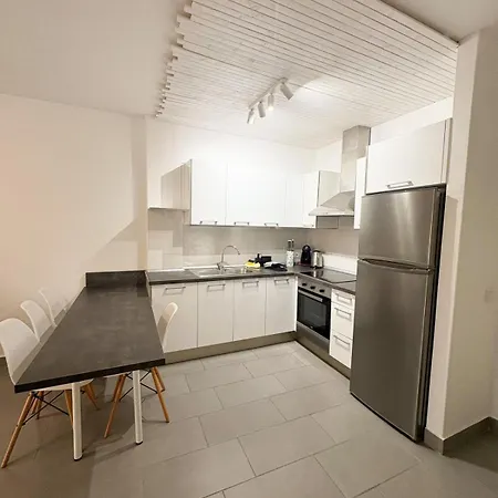 Paraiso Marina Palace * أذيخي