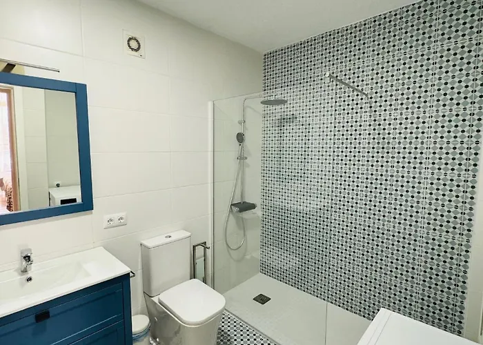 Paraiso Marina Palace 아데제