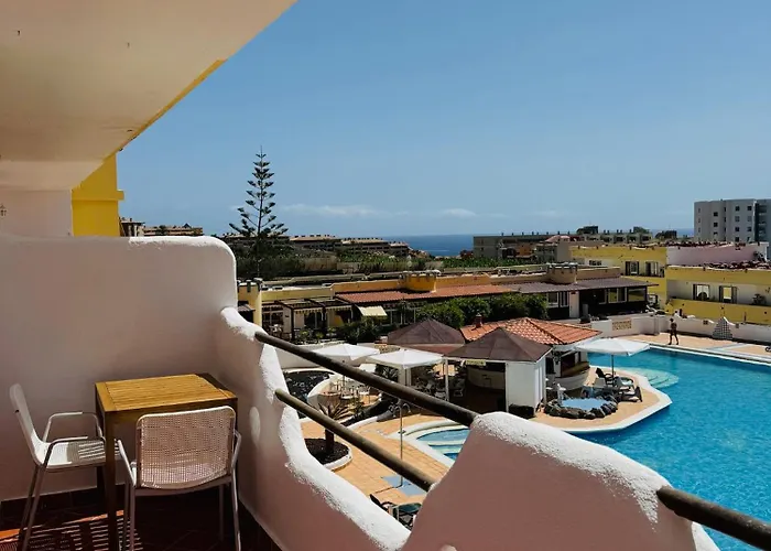 Paraiso Marina Palace