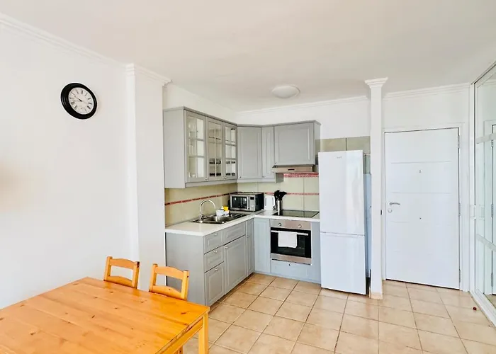 Paraiso Marina Palace Lägenhet *